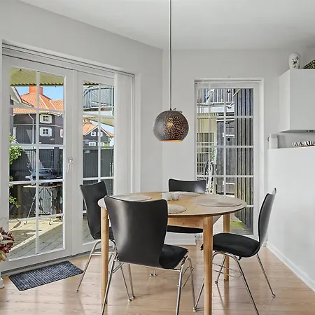 아파트 Elvira - 300m From The Sea By Interhome