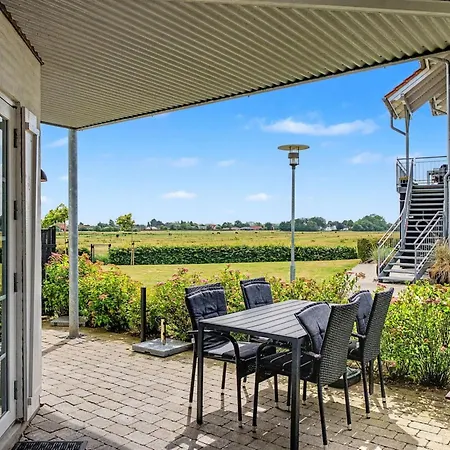 아파트 Elvira - 300m From The Sea By Interhome *