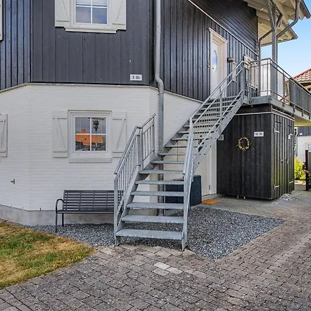 Elvira - 300m From The Sea By Interhome *